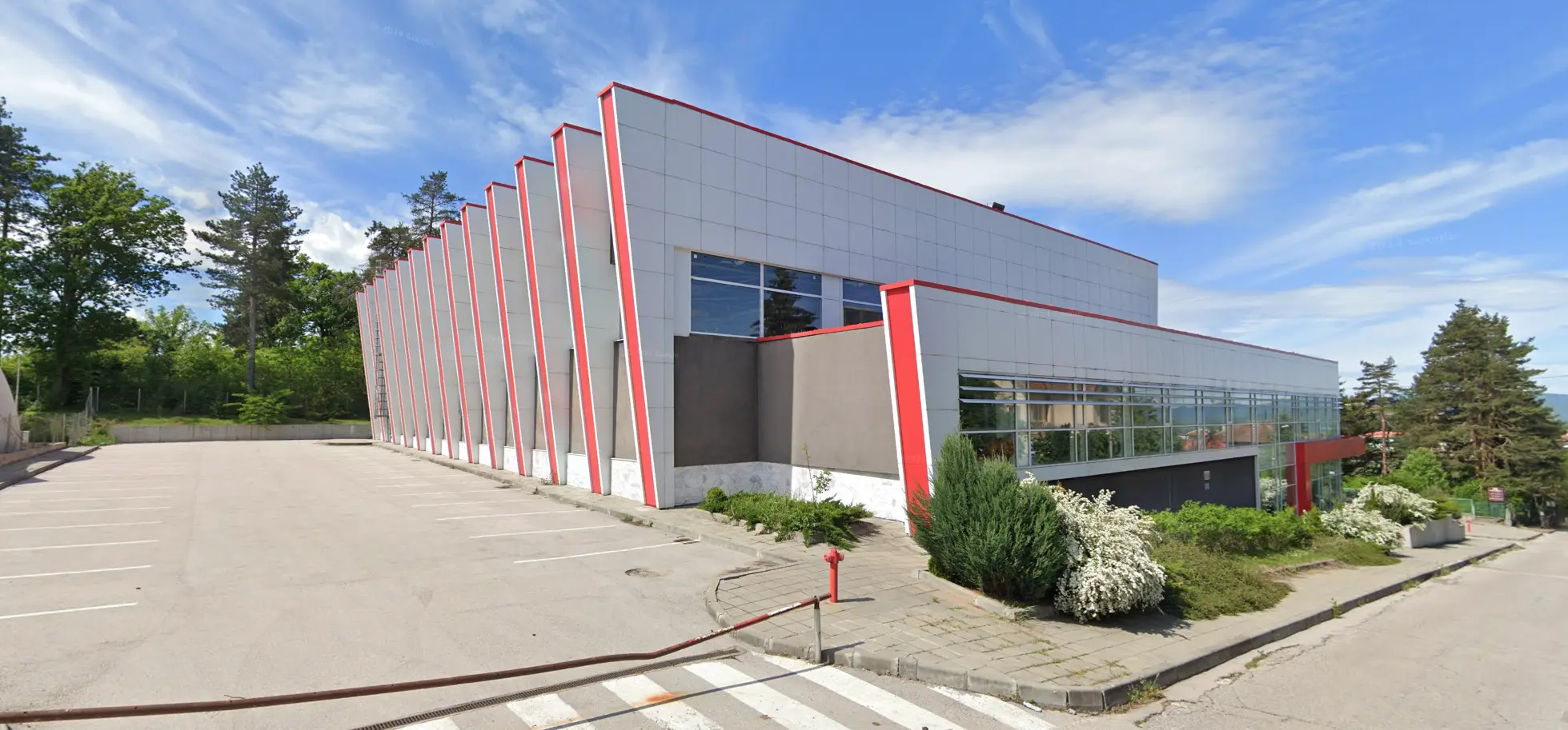 Спортна зала